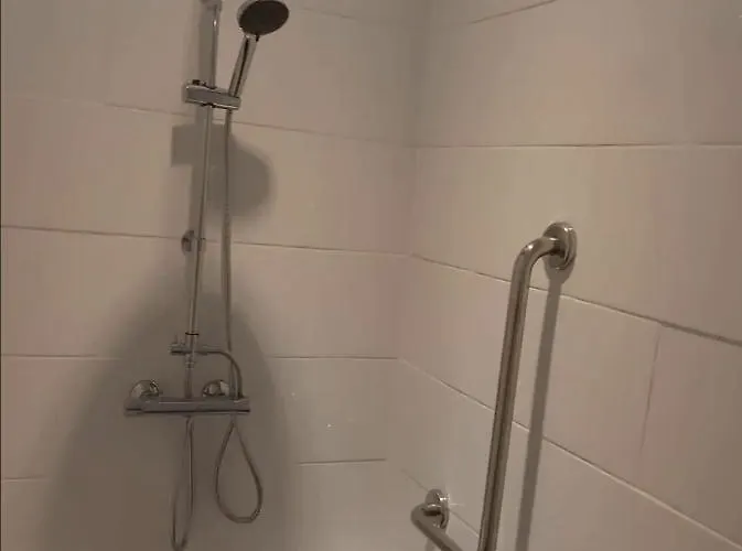 The Pervoli - Pool - Close To