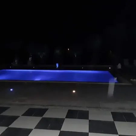 Apartman The Pervoli - Pool - Close To