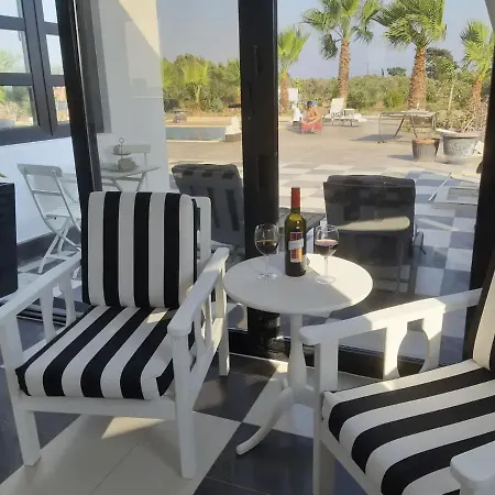 The Pervoli - Pool - Close To Appartement