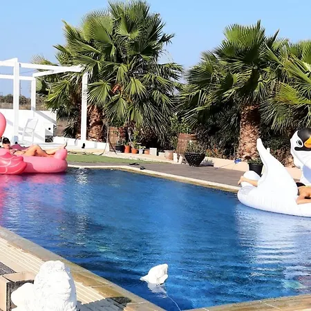 The Pervoli - Pool - Close To * Λάρνακα