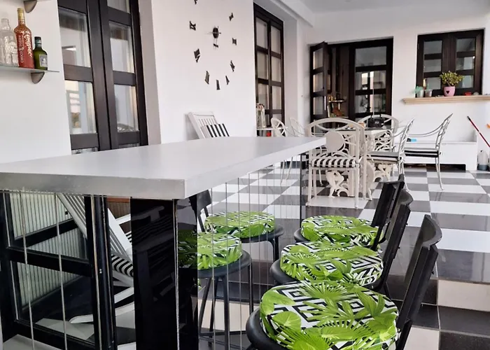 The Pervoli - Pool - Close To Διαμέρισμα Λάρνακα