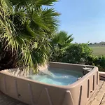 The Pervoli - Pool - Close To Lägenhet Larnaca